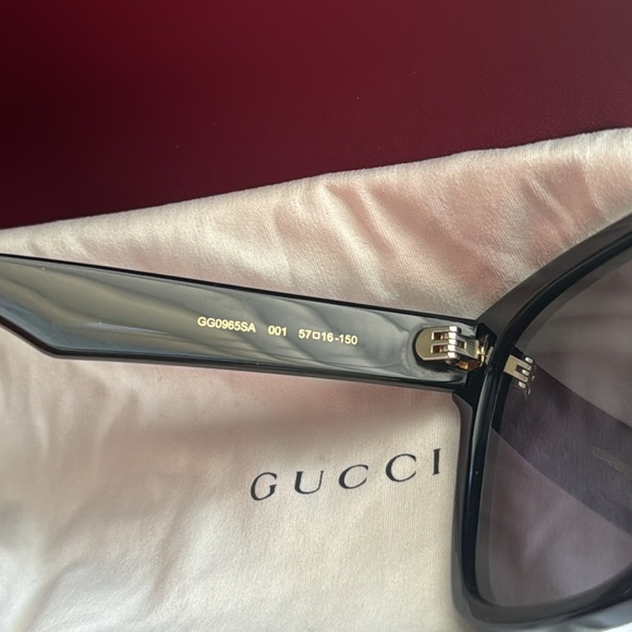 Gucci - Picture 6 of 17